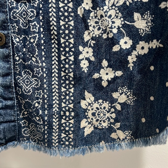 Free People XS long denim shirt - Picture 7 of 8